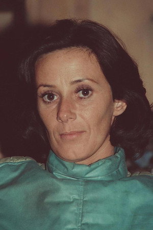 Maria De Aragon in Teenager