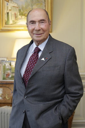 Serge Dassault in The Dassault Saga: One Hundred Years of French Aviation