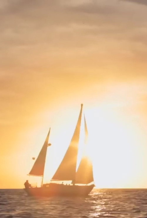Twenty Eight Feet: Life on a Little Wooden Boat (2013) movie poster