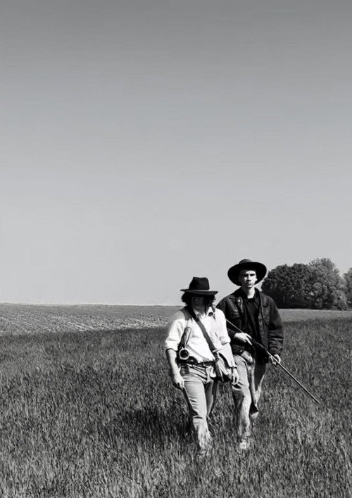 Les deux trappeurs (2025) movie poster